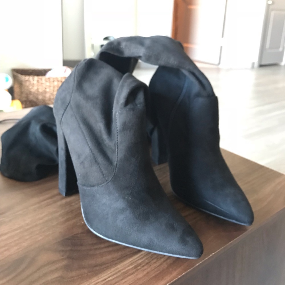 Brand New never worn, Knee high heels - Picture 2 of 3